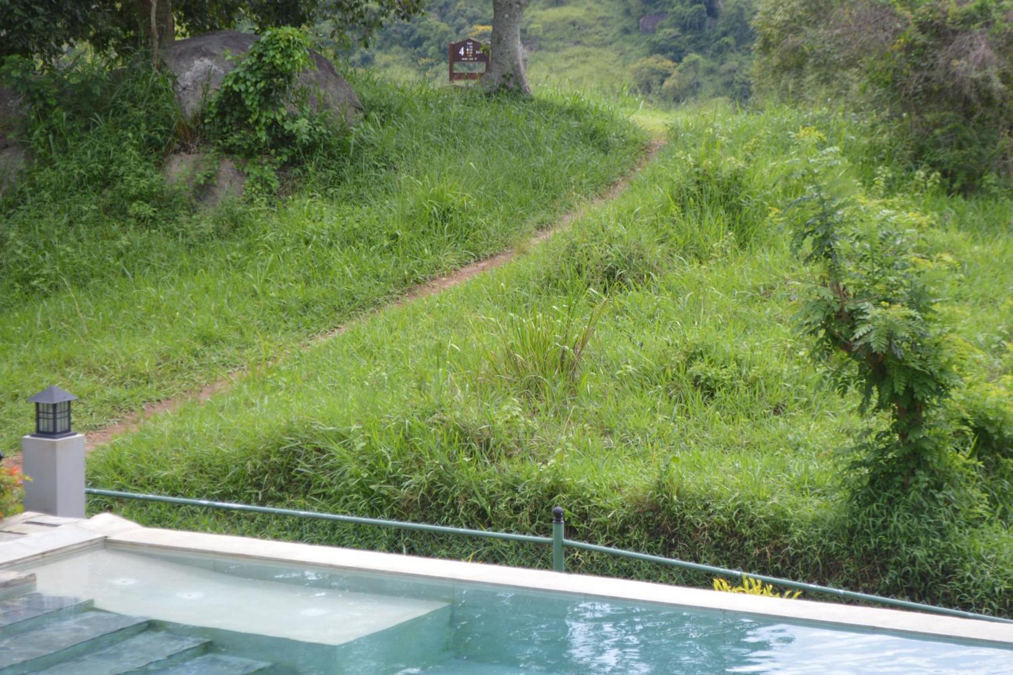 Villa Tee Four Digana Bagian luar foto