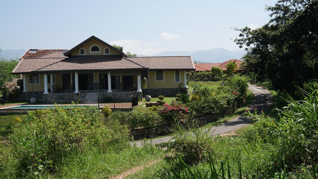 Villa Tee Four Digana Bagian luar foto