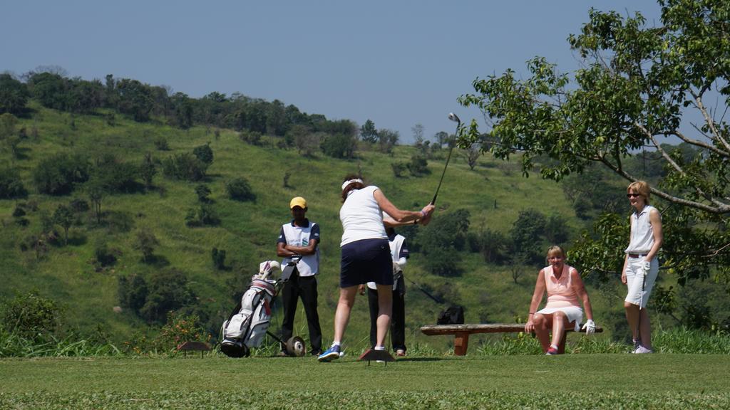 Villa Tee Four Digana Bagian luar foto