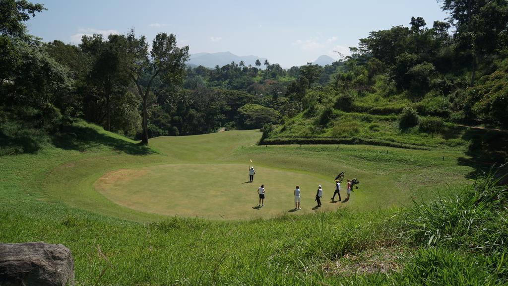 Villa Tee Four Digana Bagian luar foto